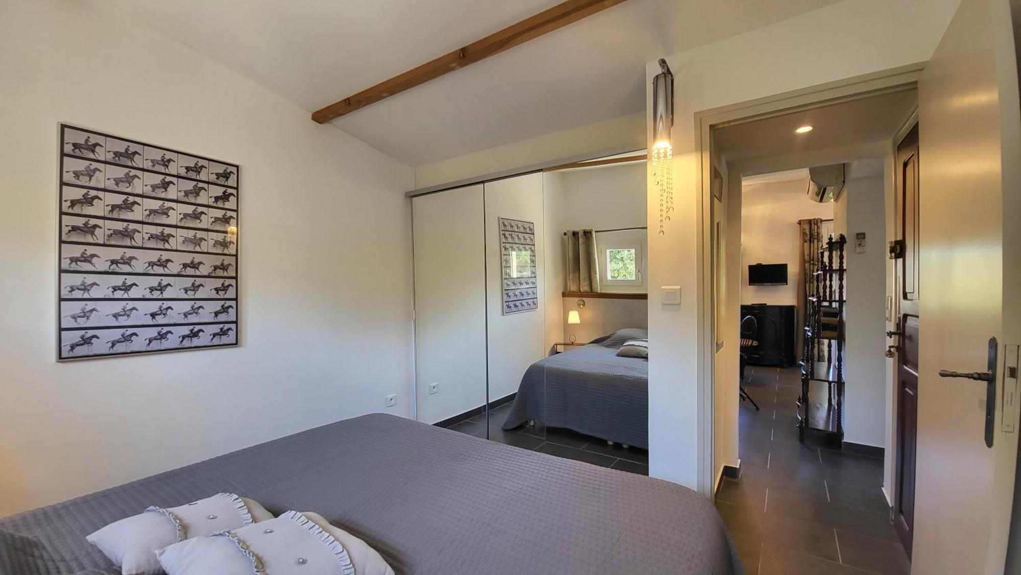 Residence Di A Serra 칼비 외부 사진
